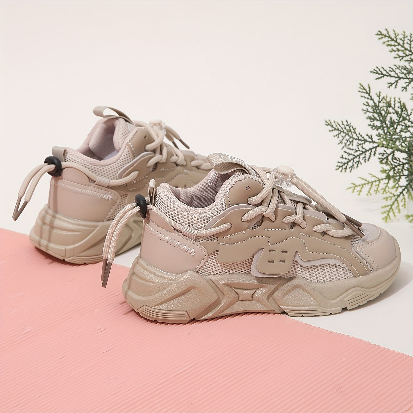 Girls Black Breathable Low-Top Sneakers with Fabric and EVA Sole for Spring and Fall