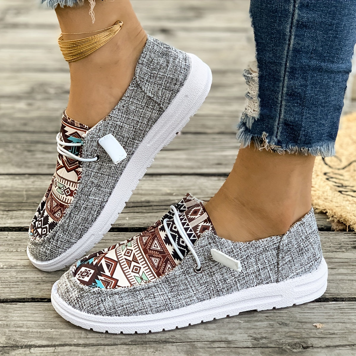Women's Vintage Fabric Slip-On Sneakers with Random Print