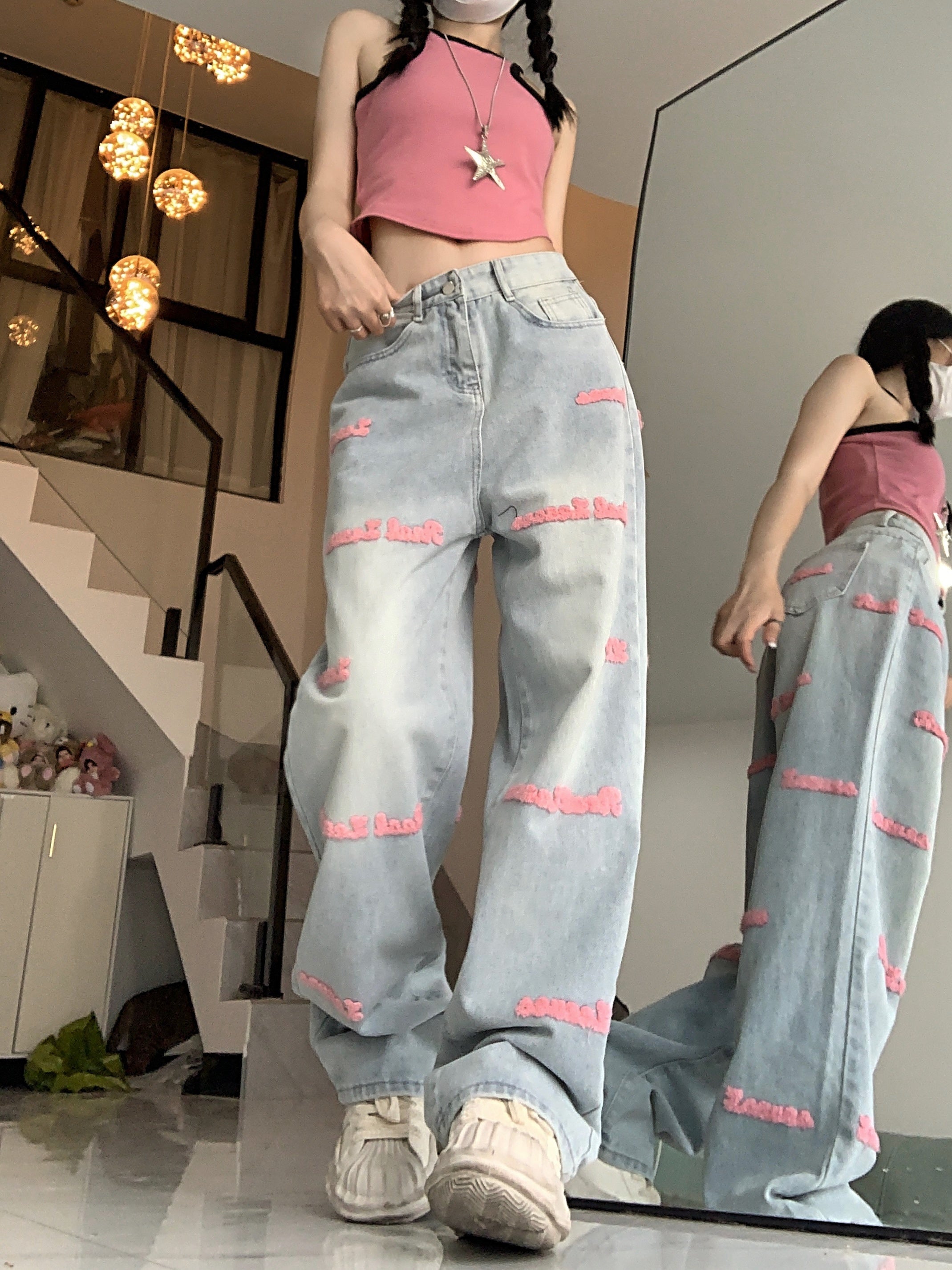 High-Waisted Embroidered Denim Jeans with Straight Leg and Button Fly Closure