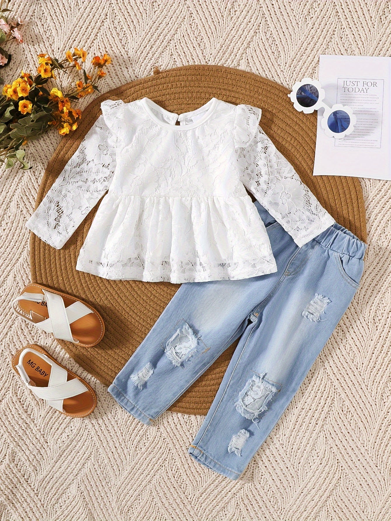 Girls' White Lace Fly Sleeve Top and Ripped Denim Jeans Set for Spring Summer Fall