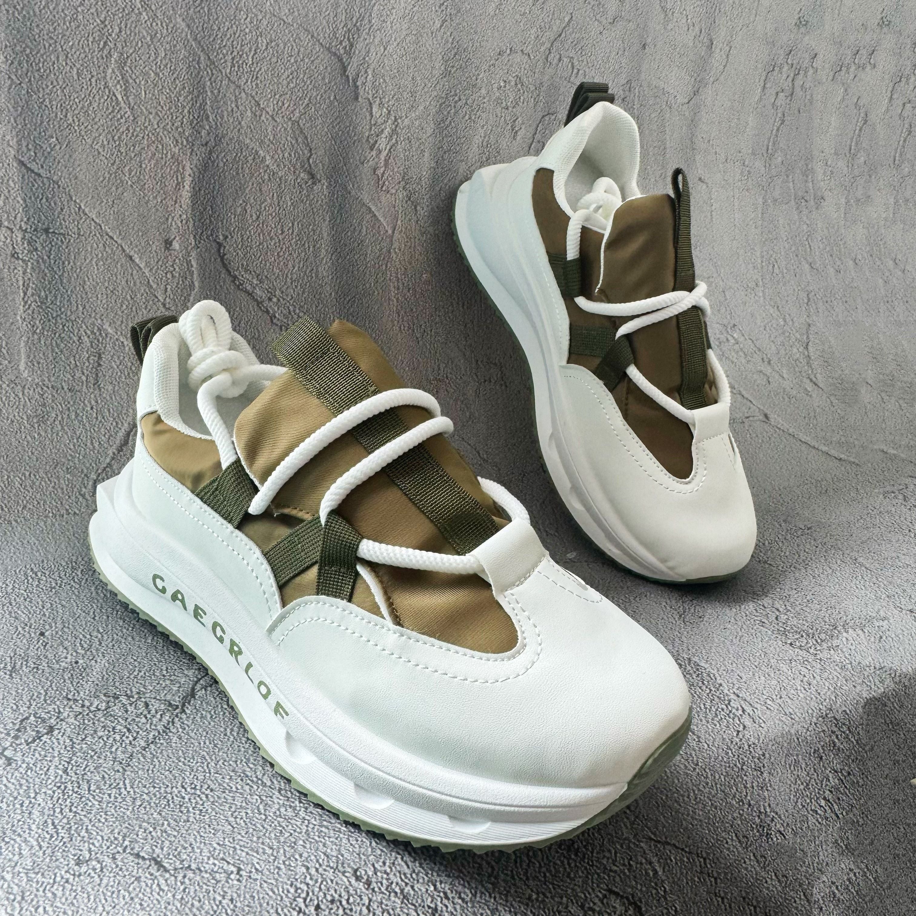 Erkaklar uchun zamonaviy ipli platforma krossovkalari rangli blok dizayni bilan - tasodifiy yurish uchun qulay va nafas oladigan.