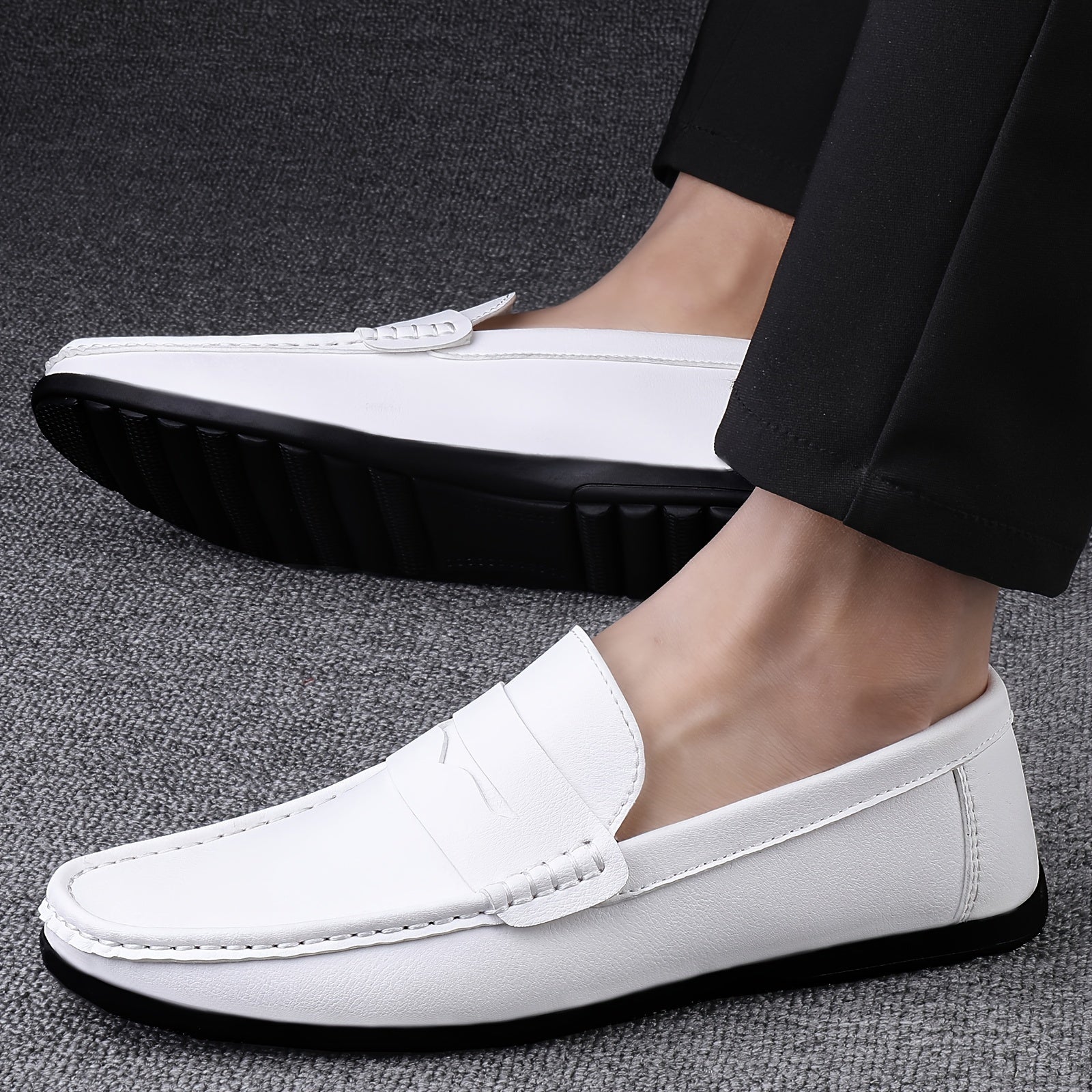 Men's Solid Casual Loafers Slip-On Flat Shoes for Outdoor Walking