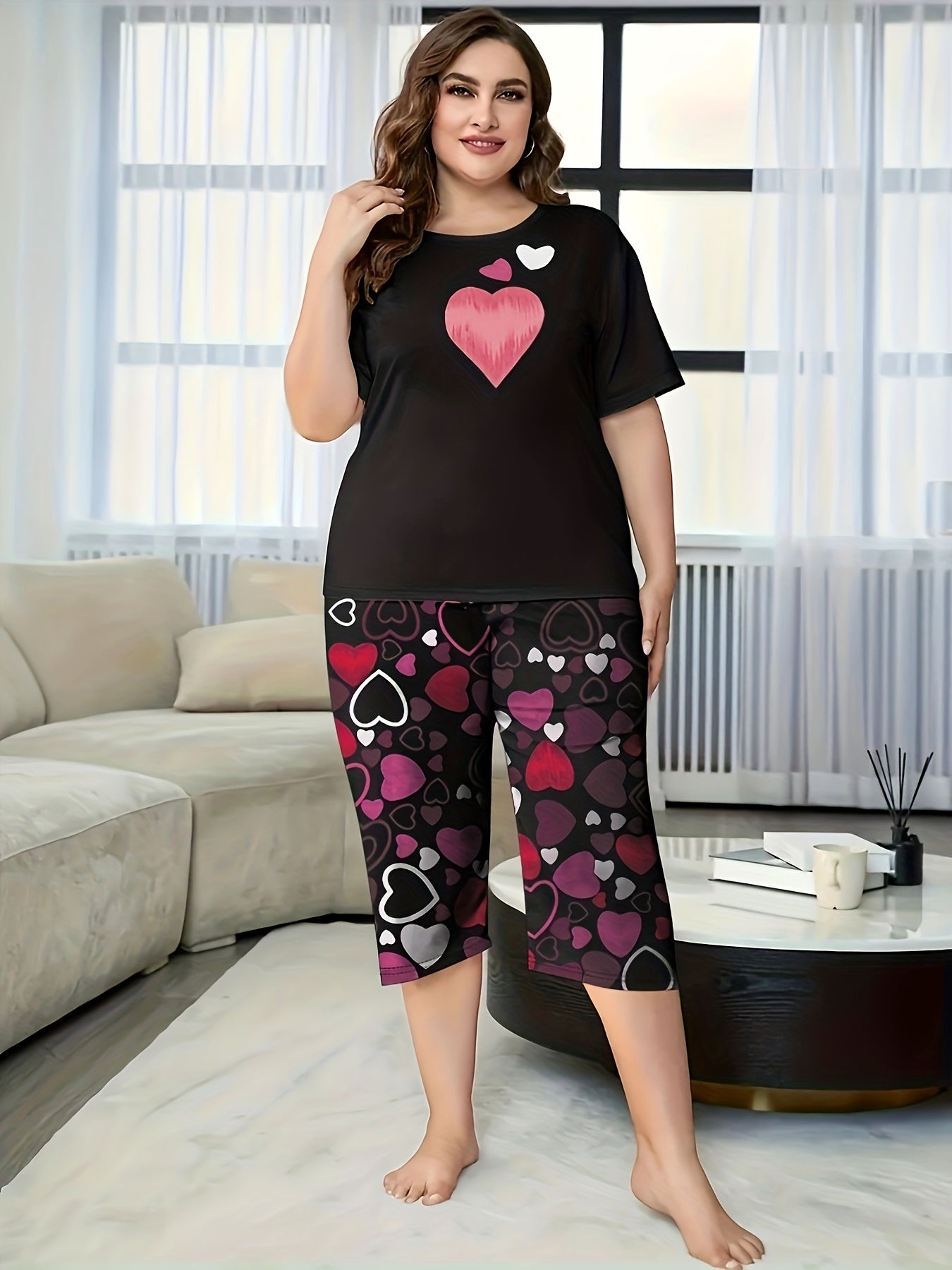 Plus Size Heart Print Pajama Set for Women Short Sleeve Crew Neck Top and Capri Pants