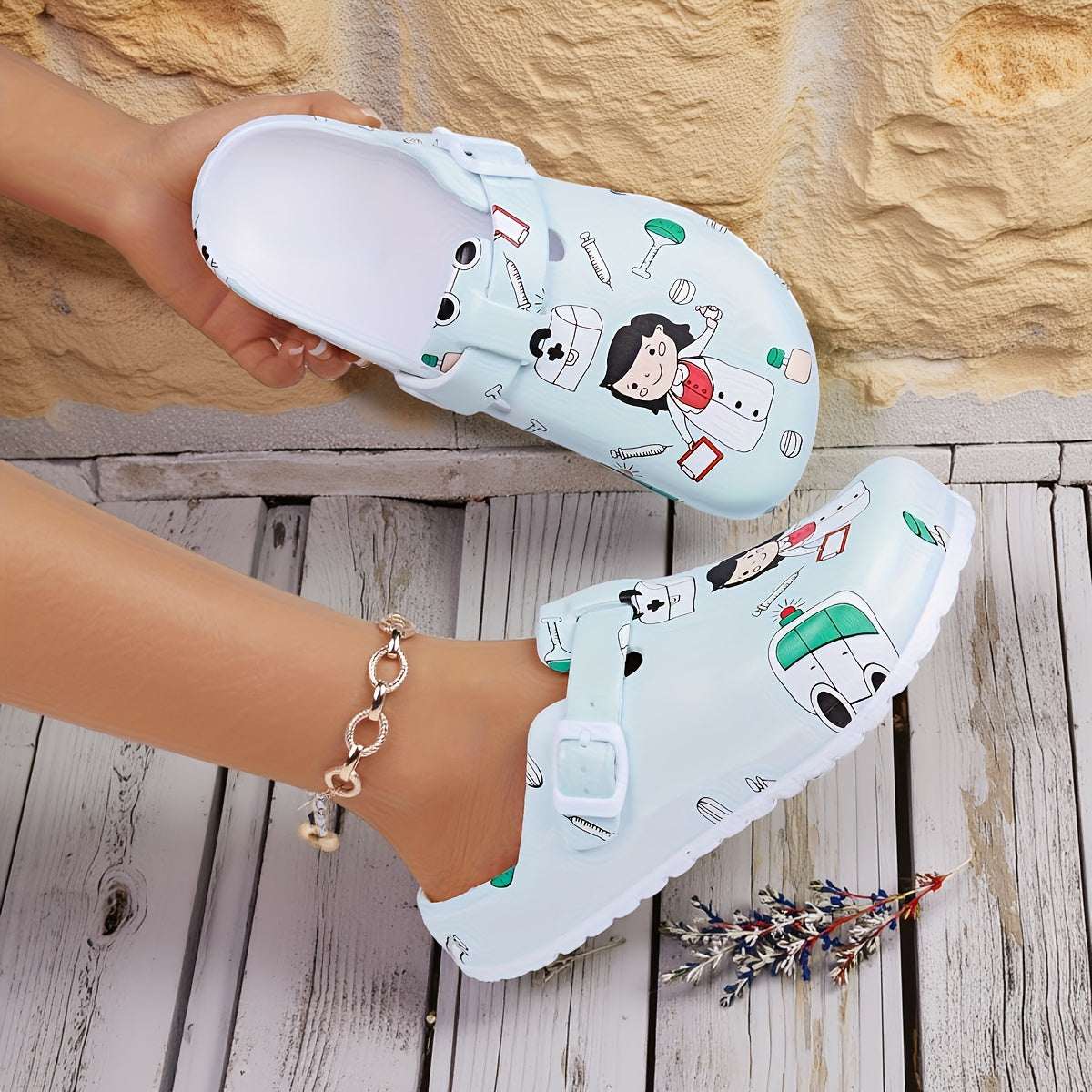 Women Beach Slides Lightweight Casual Mules with Adjustable Buckles