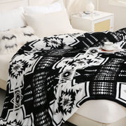 Geometric Print Flannel Throw Blanket for Couch Bed Travel All Seasons