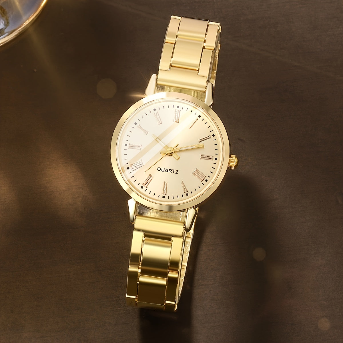 Women's Quartz Watch and Bracelet Set Light Luxury Zinc Alloy Round Non-Rechargeable Battery Gift for Her