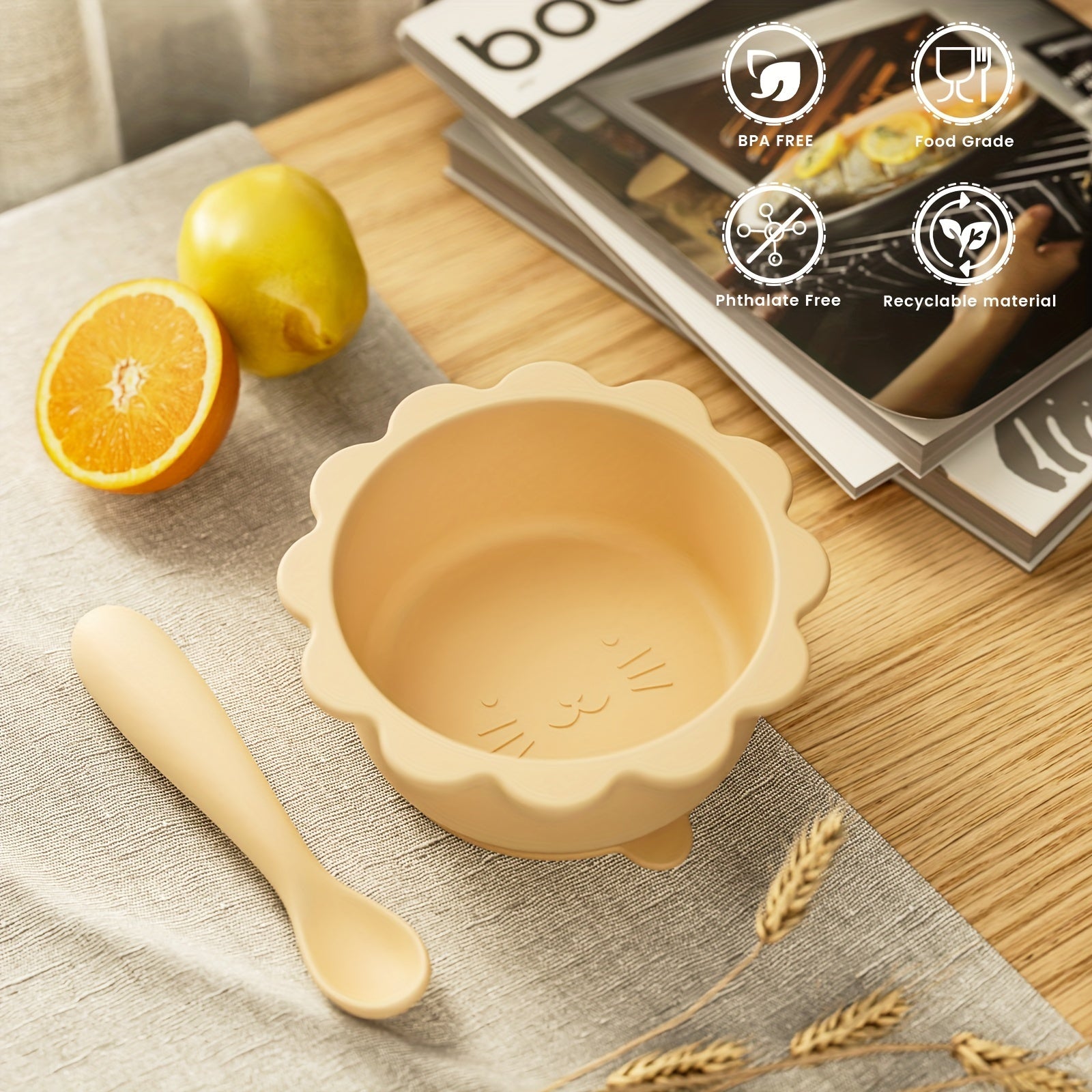 1 to'plam Yoshlar uchun oziq-ovqat darajasidagi silikon ovqatlanish idishi va qoshiq to'plami, mushuk mavzusida, barqarorlik uchun vakuumli qopqoq bilan. Yoshlar va uyda foydalanish uchun mos, yuqori haroratga chidamli.