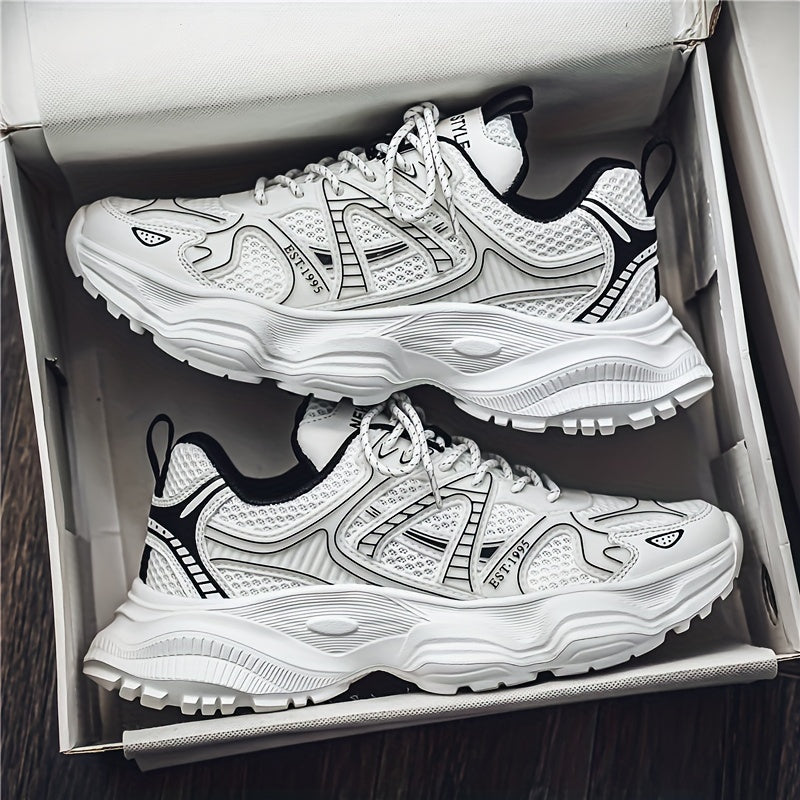 Erkaklar uchun qora qalin krossovkalar, nafas oladigan to'r, mustahkam TPU taglik, tasodifiy va sport kiyimlari uchun zarbani yutuvchi EVA ichki taglik.