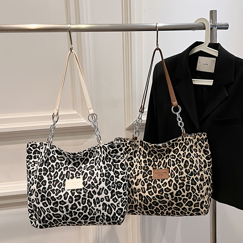 Zebra naqshli, mustahkam kamarli, zipli qo'l sumkasi, polyester astarli, zamonaviy yurak yaprog'i glam korduroy yelka sumkasi. Kundalik safar va sayohat uchun ideal.