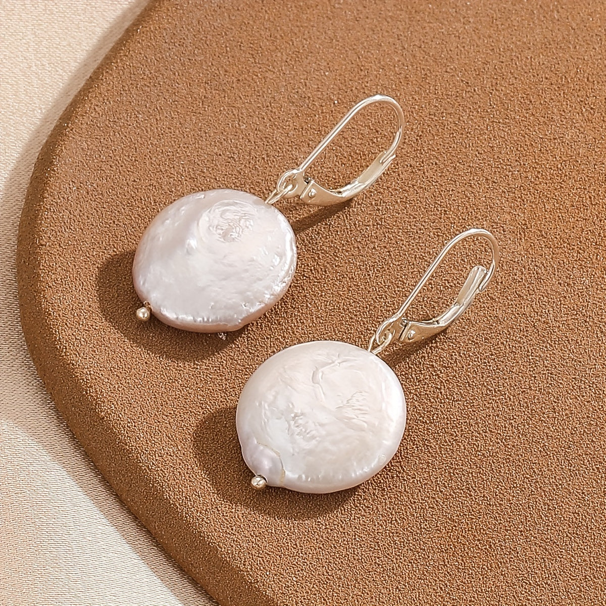 Bayramlar uchun yurak shaklidagi barokko marjonlari bilan Sterling kumush osma sirg‘alar