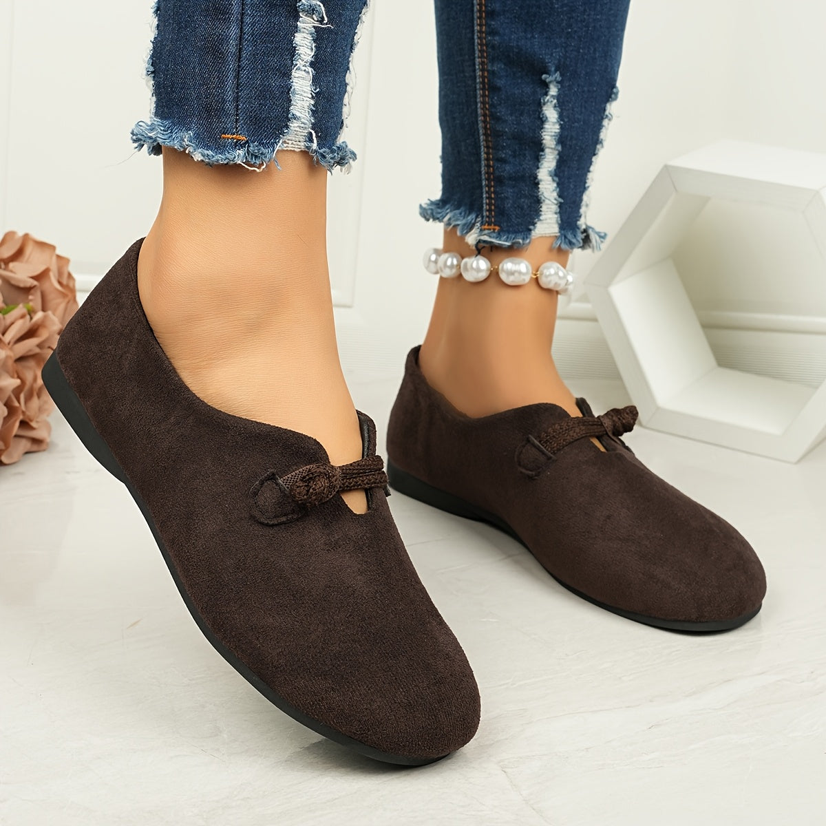 Women's Black Slip-On Flat Shoes Round Toe Casual Comfort All Season