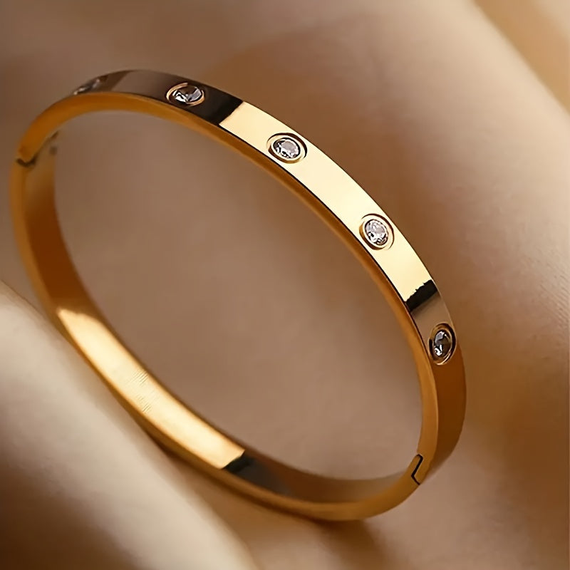 Titanium Steel Bracelet with Synthetic Zircon and 18K Gold Plating for Daily and Party Wear