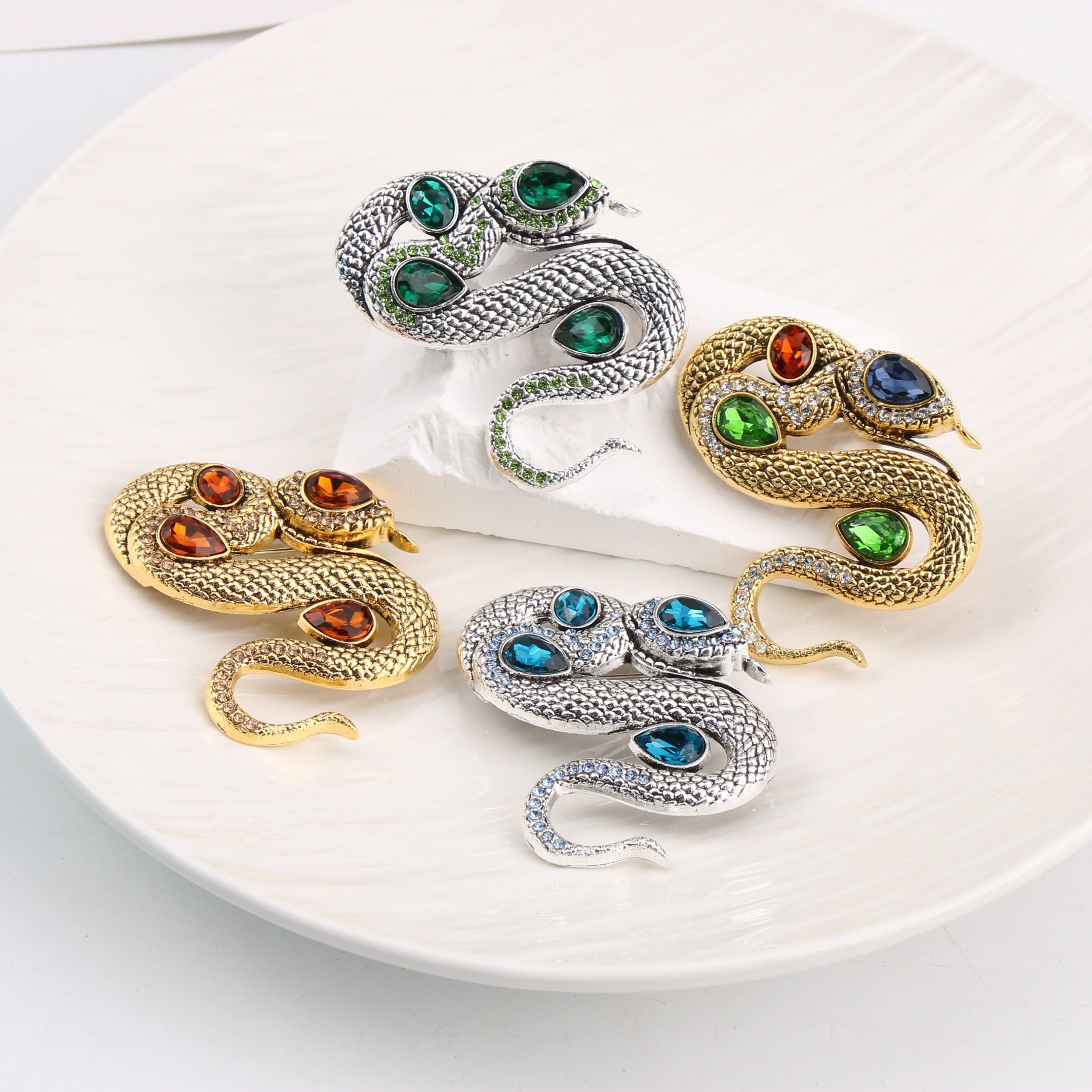 Year of the Snake Brooch for Women Elegant Corsage Delicate Accessory