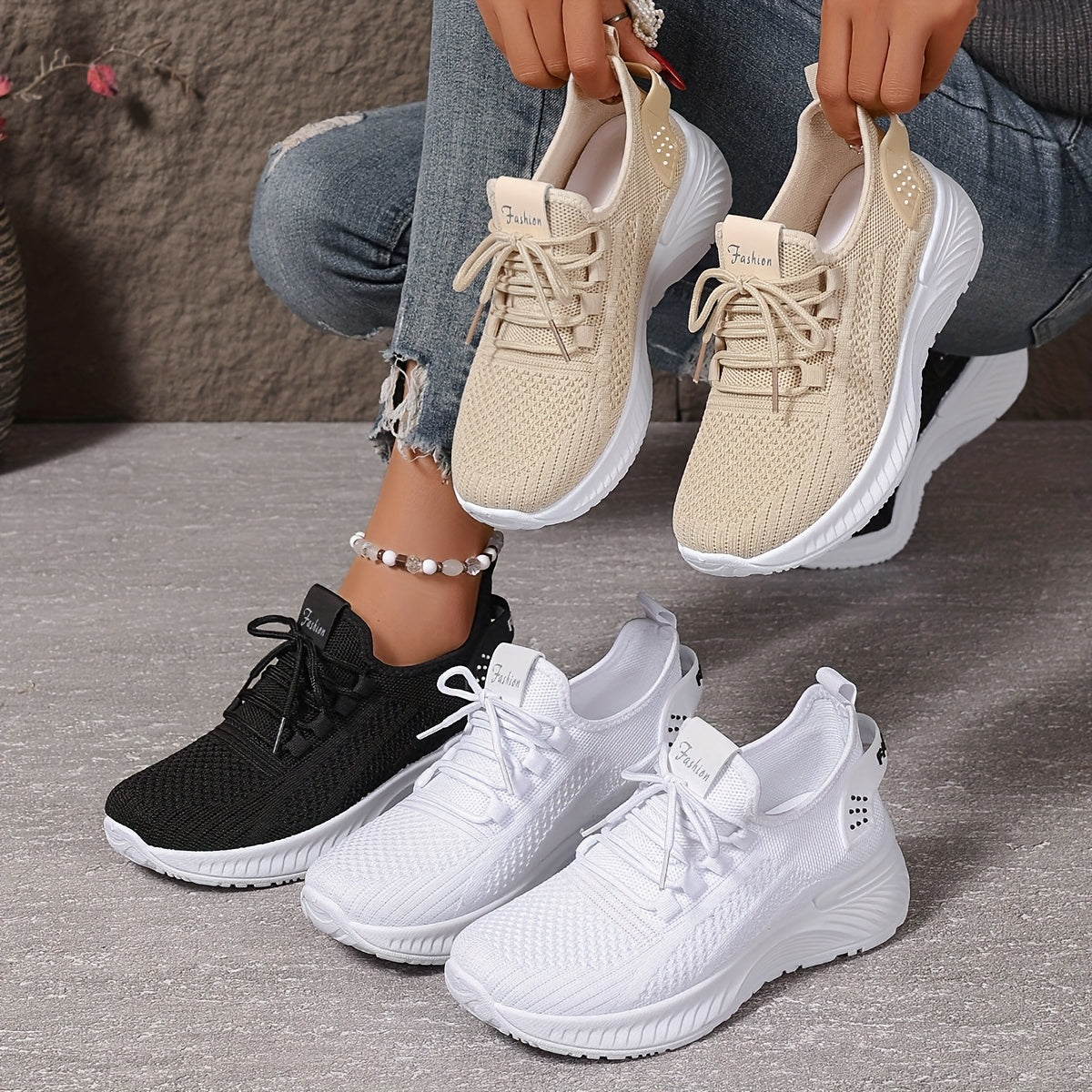 Ayollar uchun katta oq casual slip-on sport poyabzali bahor va yoz uchun