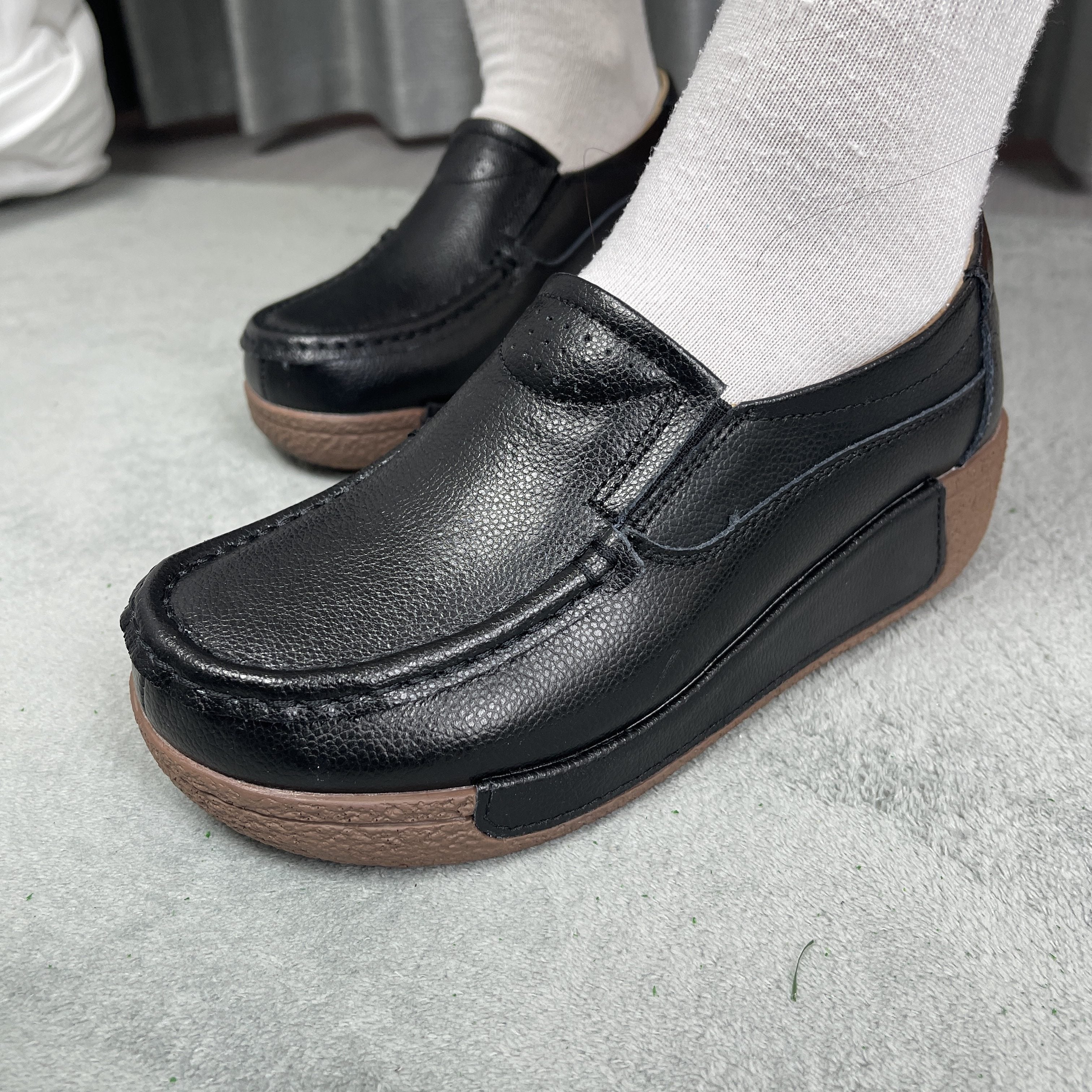 Women's Flat Loafers Casual Slip-On Platform Shoes Lightweight Comfortable