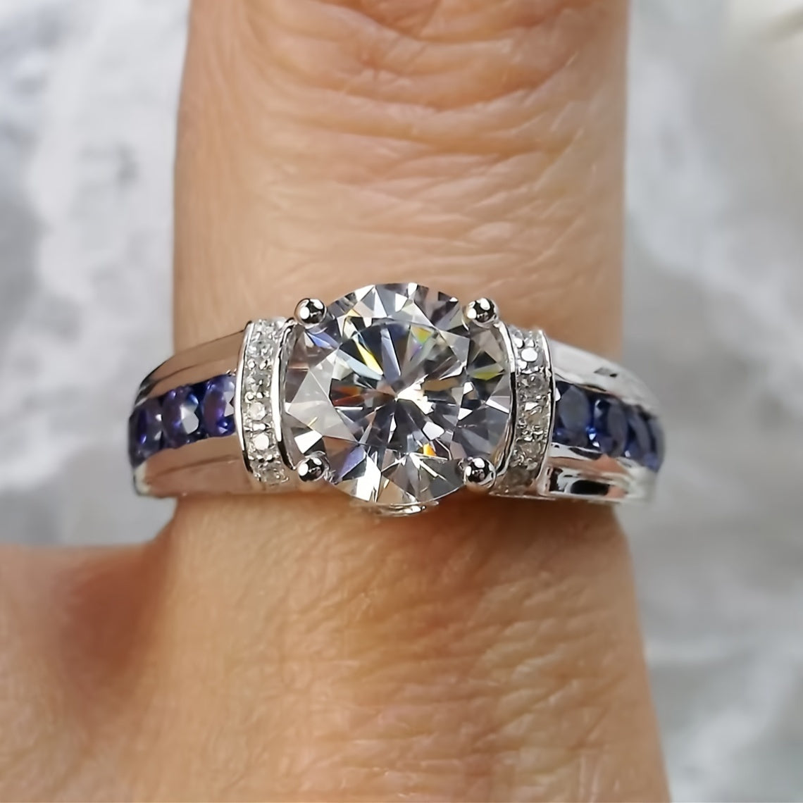 Sterling Silver 2ct Moissanite uzuk bilan ko‘k yon tomonlar bilan boho uslubida