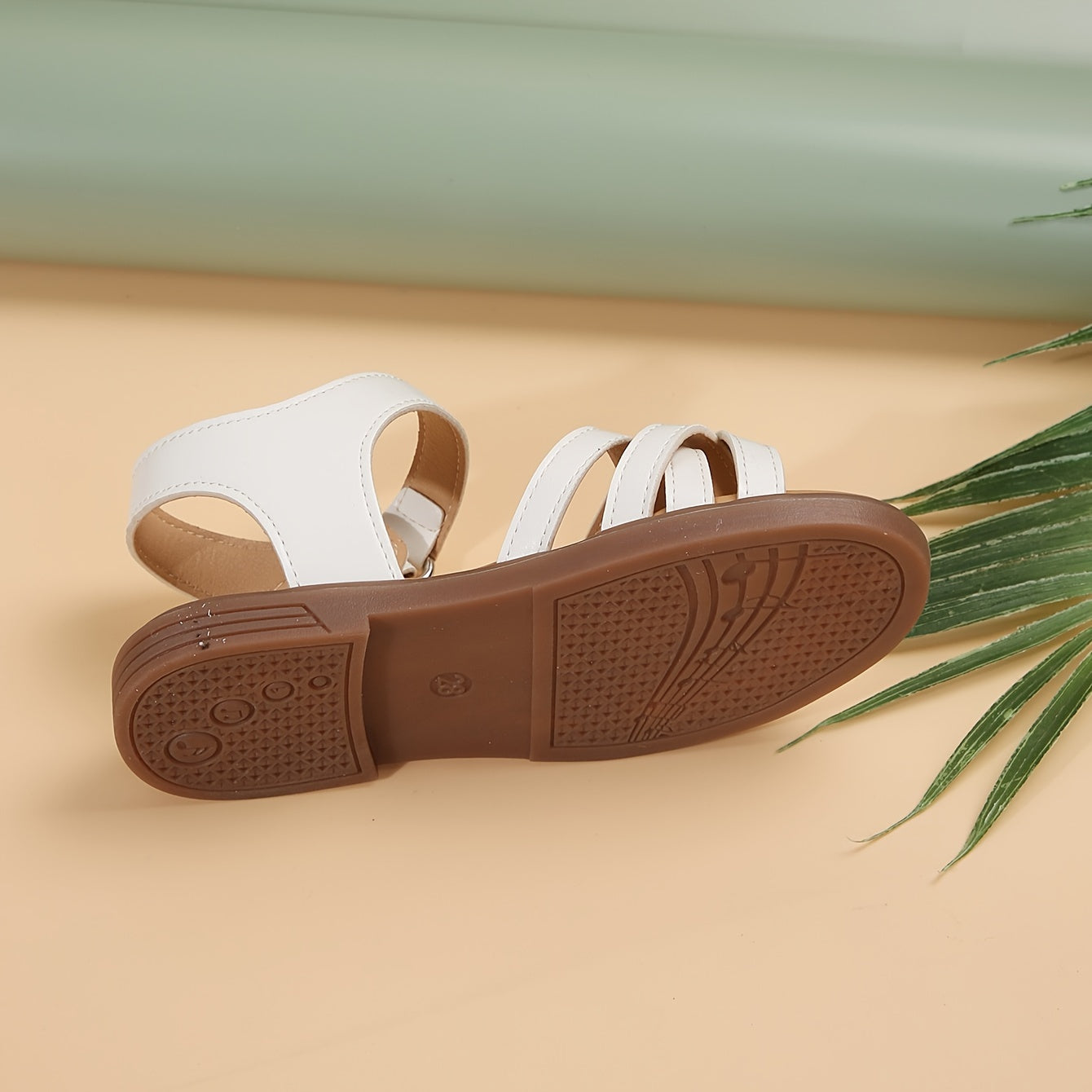 Girls' Summer Open Toe Sandals Solid Color Lightweight Breathable Casual Beach Shoes