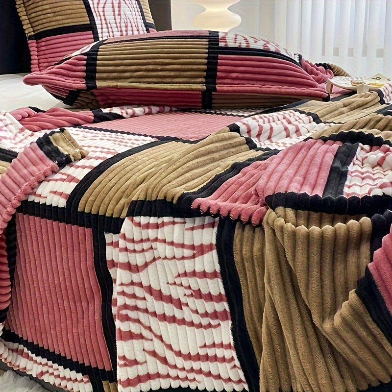 Plaid Throw Blanket Flannel Woven All-Season Machine Washable 100% Polyester