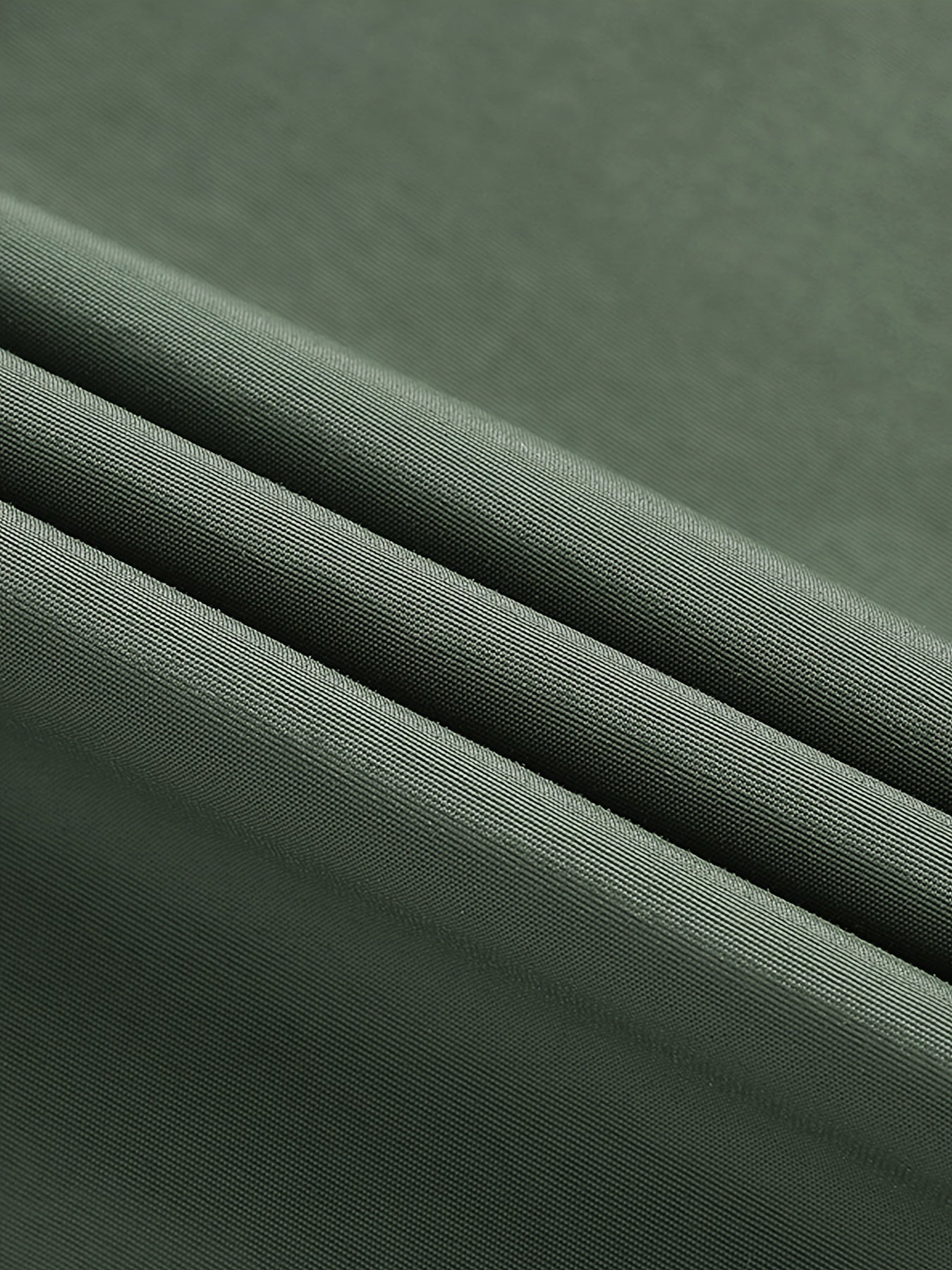 Men's Fleece-Lined Outdoor Jacket Hooded Zipper Pocket Casual Winter Mountaineering