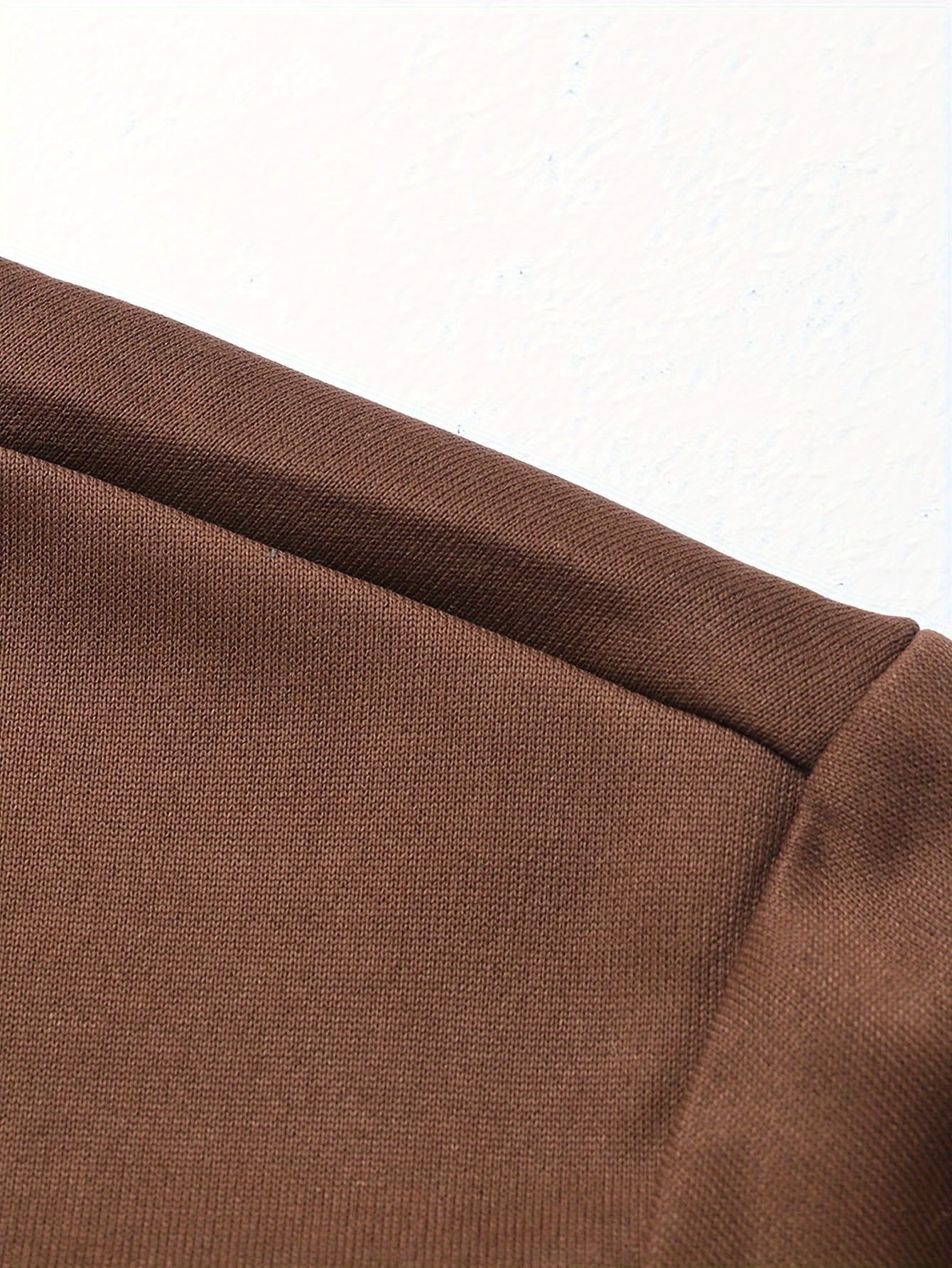 Men's Long Sleeve Hooded Sweatshirt and Threaded Sweatpants Set for Spring and Autumn