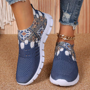 Women's Slip-On Sneakers Breathable Lightweight Low Top Walking Shoes