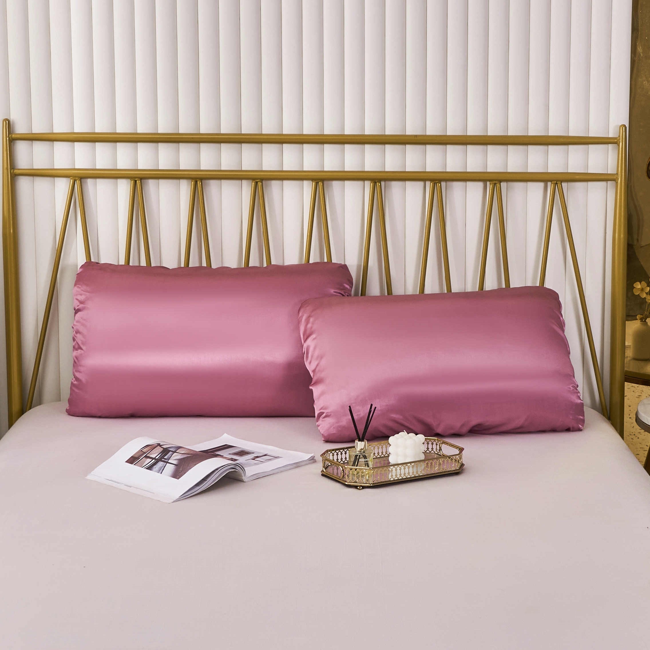 Satin Pillowcases Set of 2 with Elastic Bands, Soft Non-Slip Fabric for Bedroom