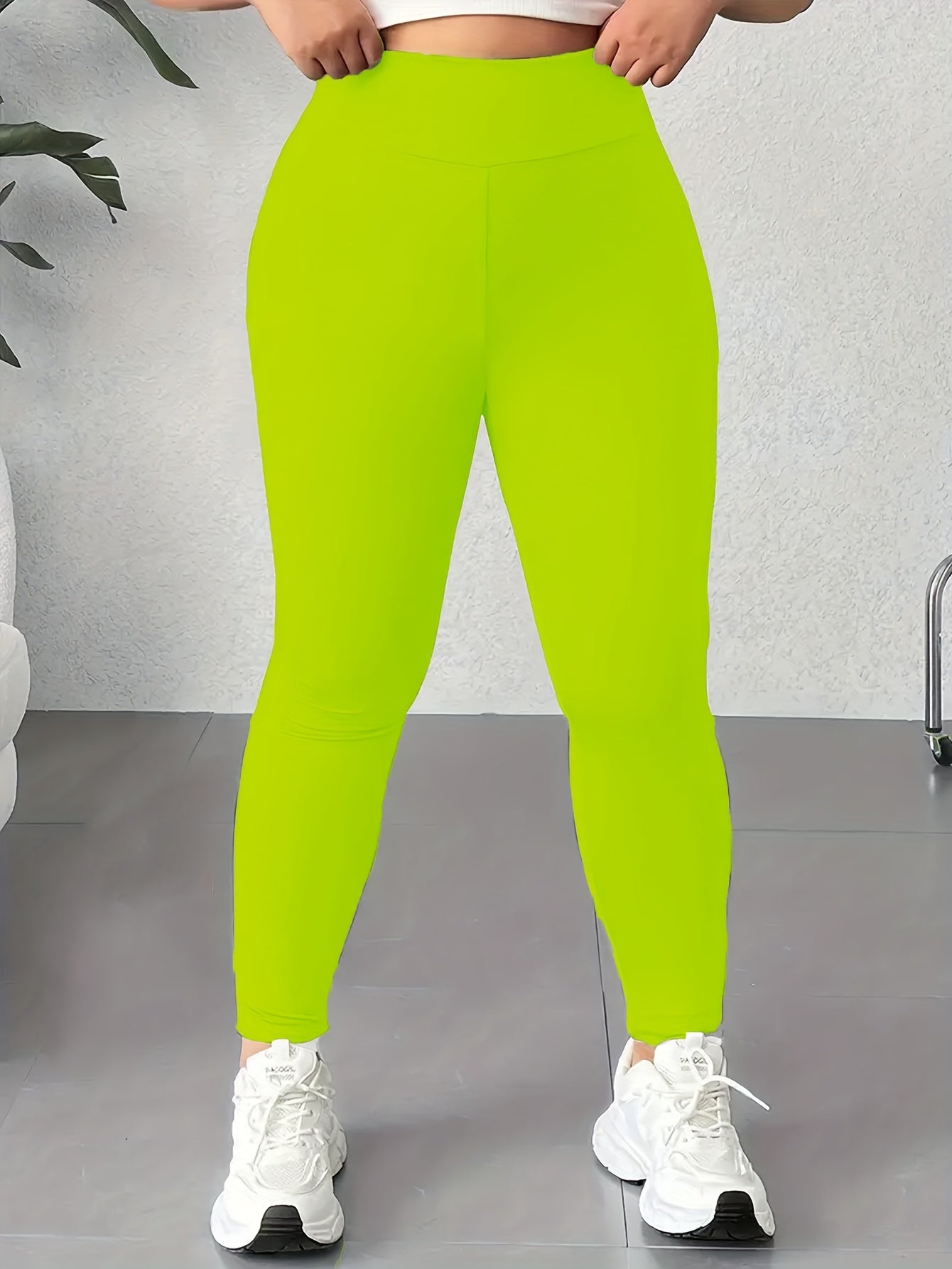 Women's Thick Fleece-Lined High-Waisted Solid Color Leggings for All Seasons