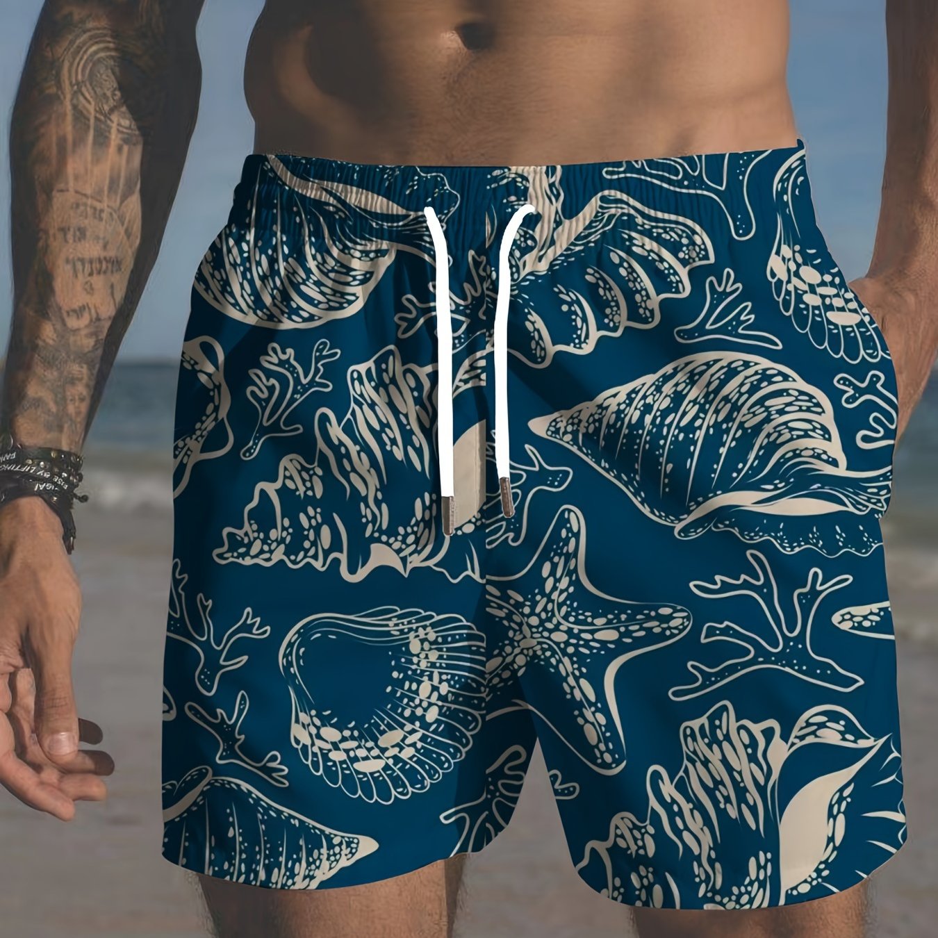 Plus Size Men's Tropical Print Beach Shorts with Elastic Drawstring Waist and Pockets