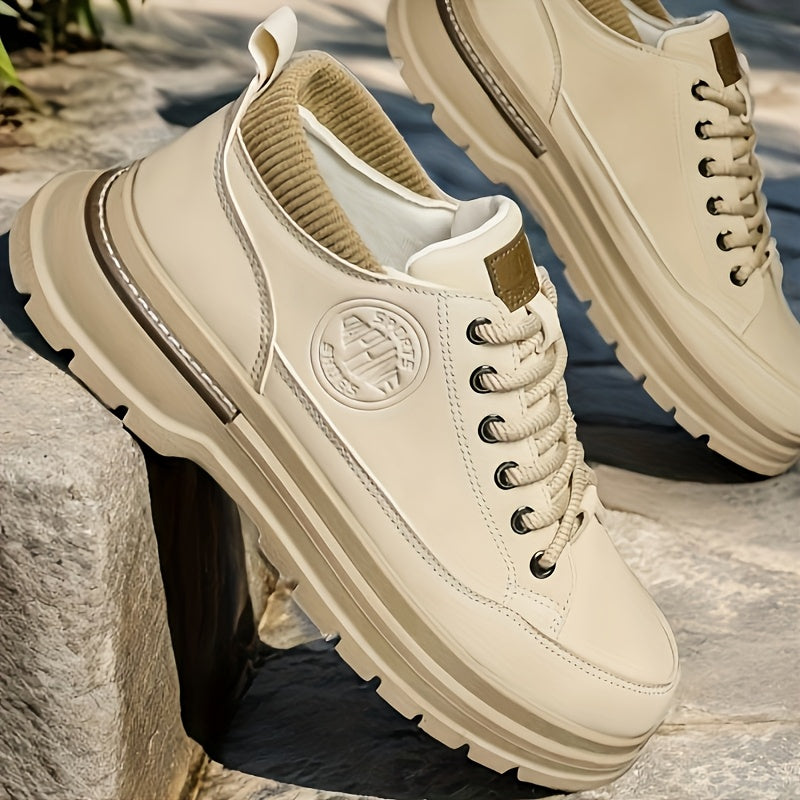 Erkaklar uchun plussiz qulay krossovkalar, britaniya uslubidagi pastki ish poyafzallari, barcha mavsumlar uchun nafas oladigan.