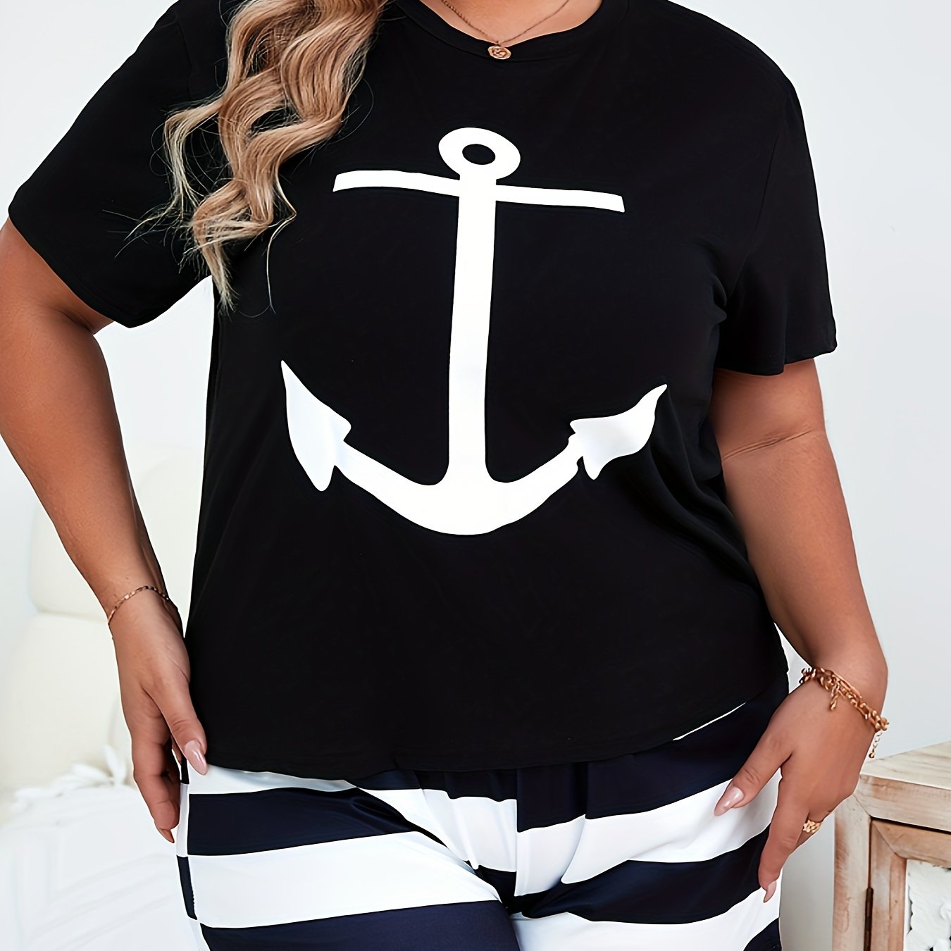 Plus Size Loungewear Set Women's Anchor Print Short Sleeve Top & Striped Shorts
