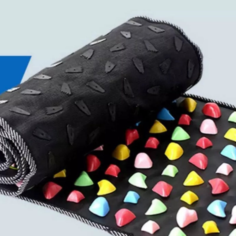 Refleksologiya terapiya pad bilan akupressura oyoq massaji mat, faux terida bosimni kamaytirish va oyoq parvarishi va dam olish uchun akupunktura nuqtalari xaritasi bilan.