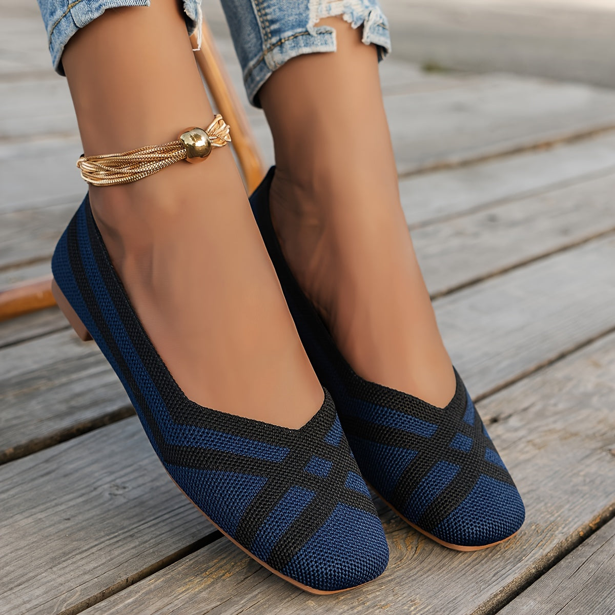 Women's Breathable Non-Slip Ballet Flats with Square Toe and Cross Strap Black White