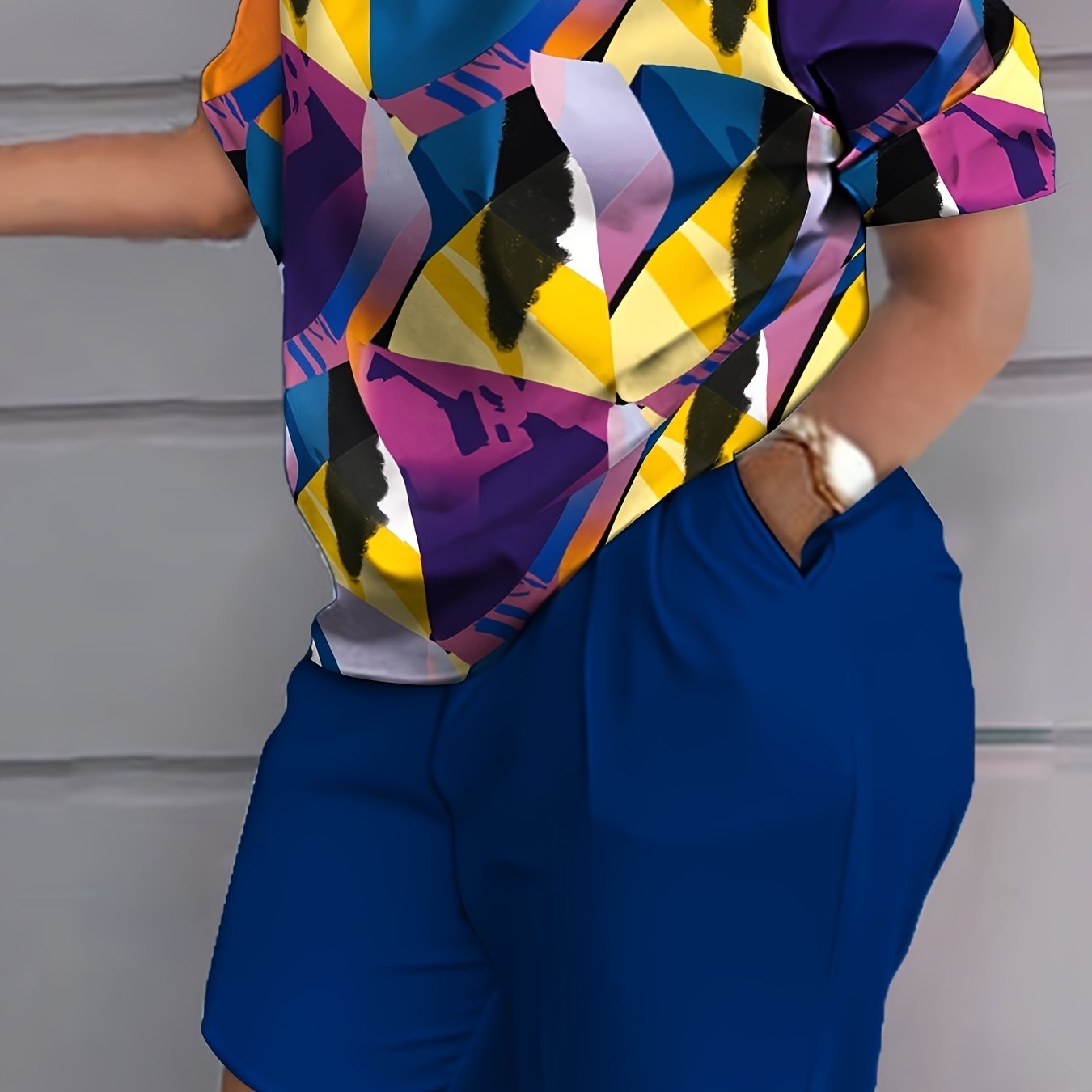 Women's Plus Size Geo Print Lounge Set Short Sleeve Crew Neck Top and Shorts Pajama