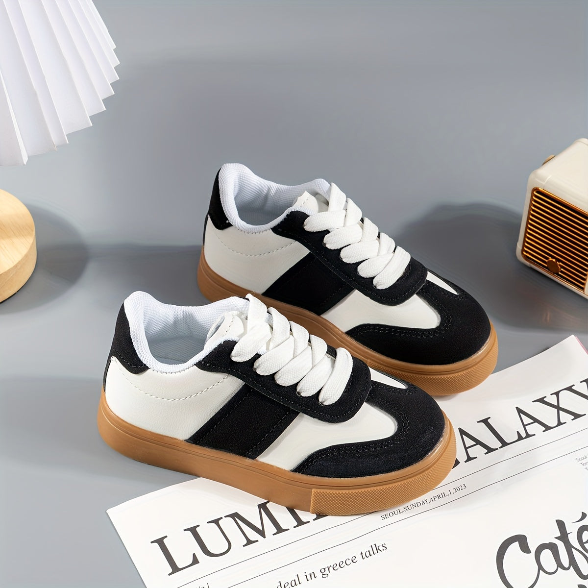 Kids Boys Girls Casual Low Top Lace-Up Sneakers with Stripes and Round Toe