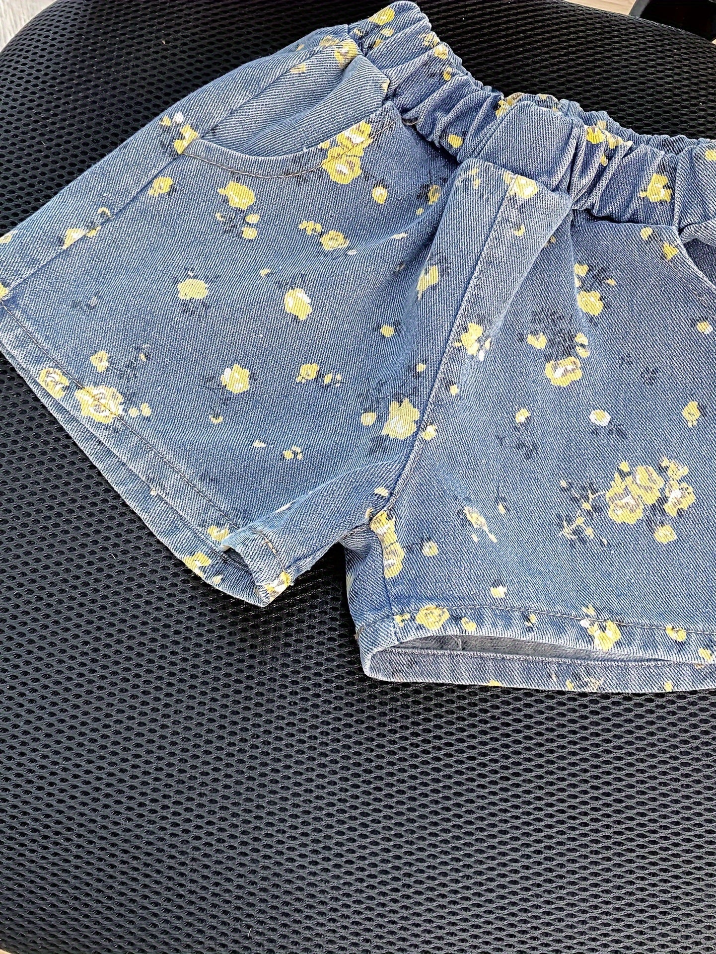 Conjunto de verano de mezclilla para niñas con pantalones cortos con estampado floral y camiseta de manga corta