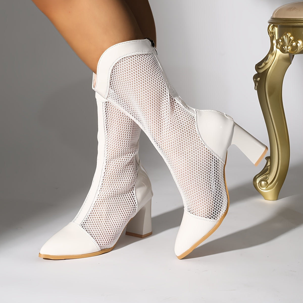 Женские ботинки с сетчатым вырезом и молнией на щиколотке, на массивном каблуке, черные и белые