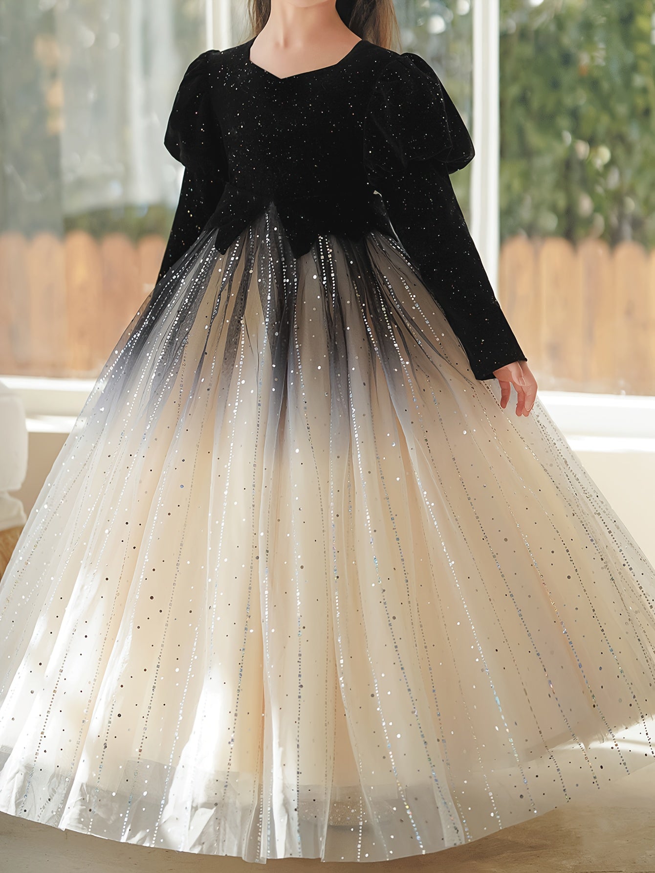 Girls' Long Sleeve Princess Dress with Contrast Sequin Solid Color Winter Romantic Style