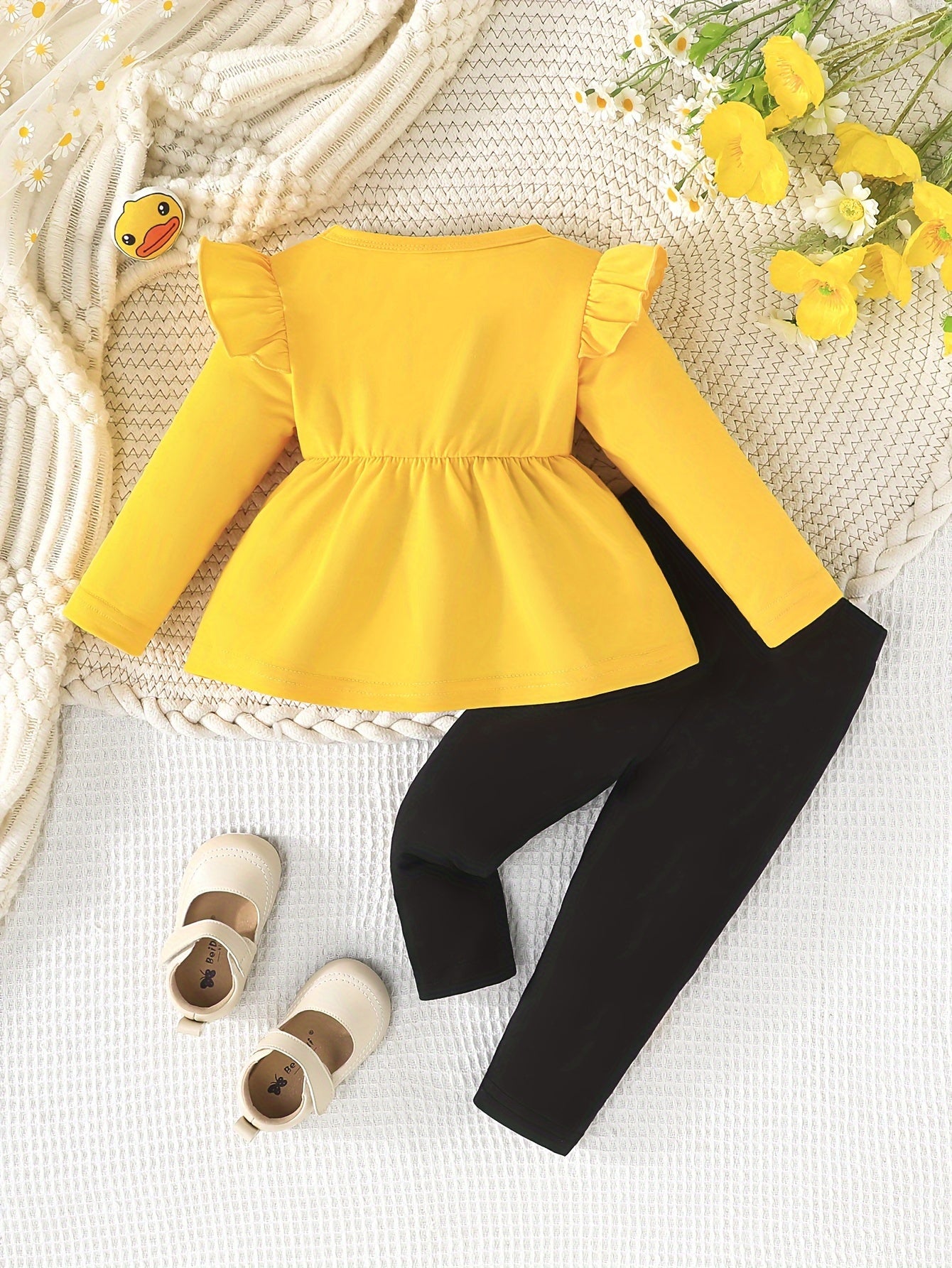 Baby Girls Long Sleeve Cartoon Duckling Outfit Set Polyester Spandex Casual Outdoor