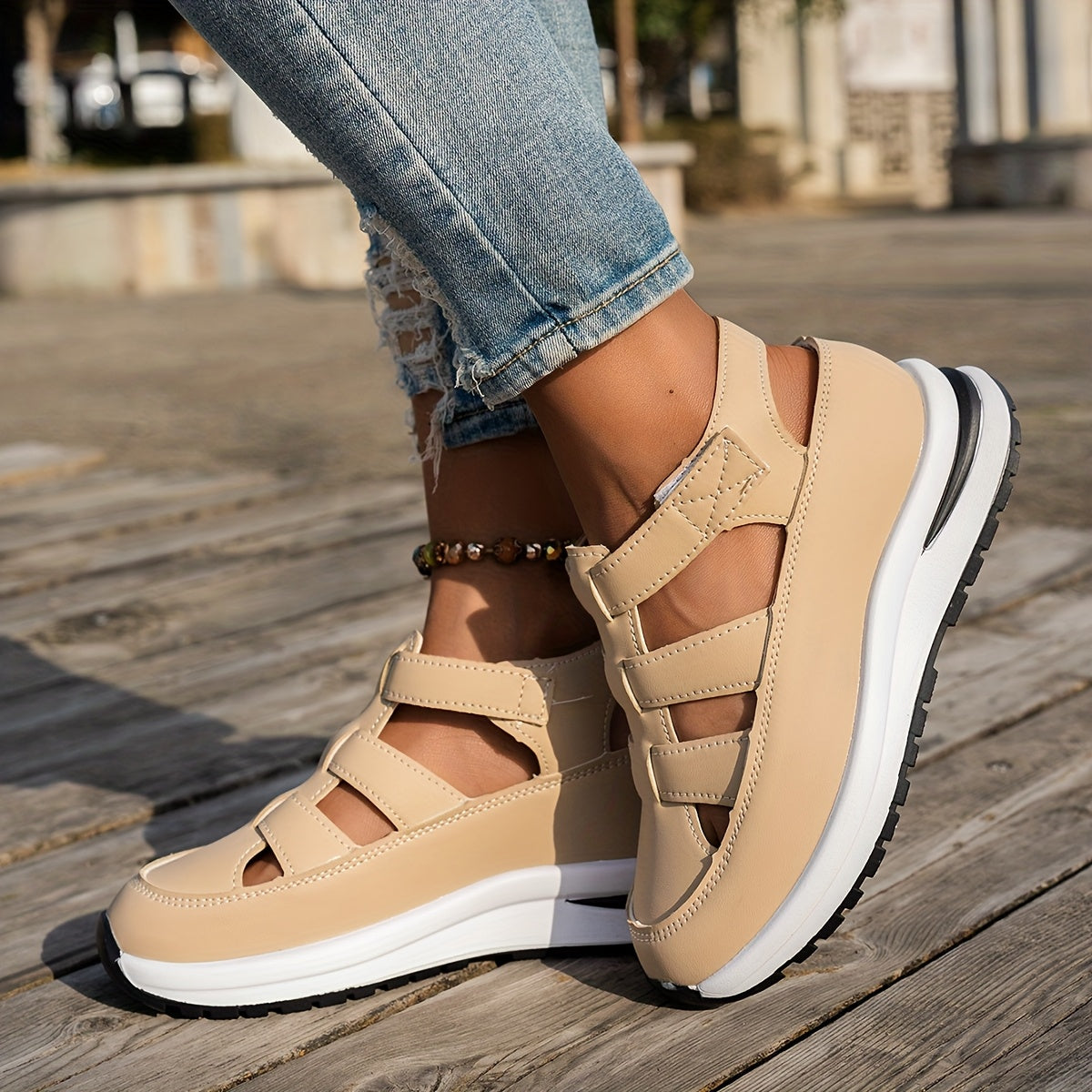 Women's White Casual Sneakers Lightweight Bouncy Soles for Outdoors