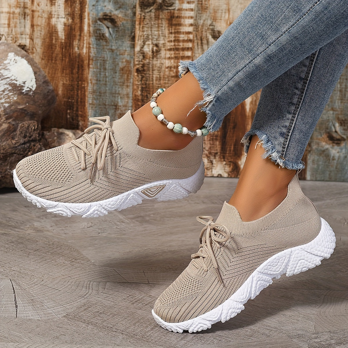 Women's Mesh Lace-Up Casual Sneakers Breathable Lightweight Running Shoes