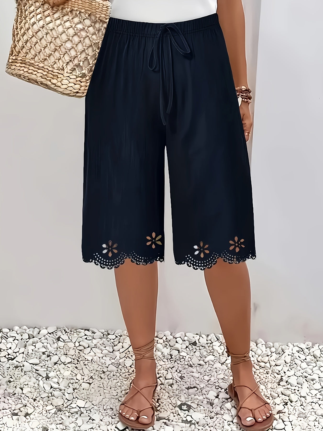 Women's Plus Size Floral Hem Loose Fit Drawstring Shorts