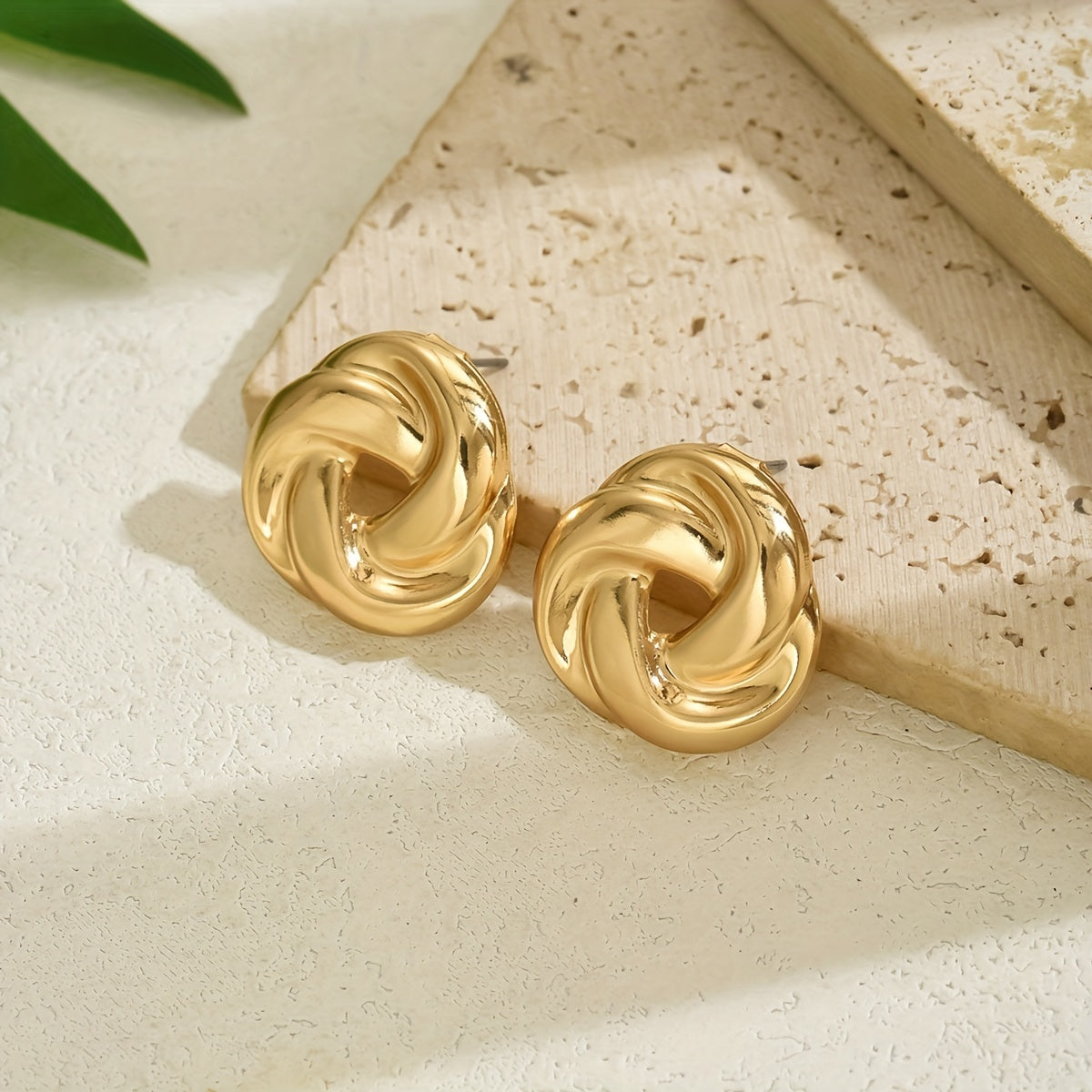 Женские золотые серьги-кольца с спиралью в готическом панк-стиле, украшения из железа