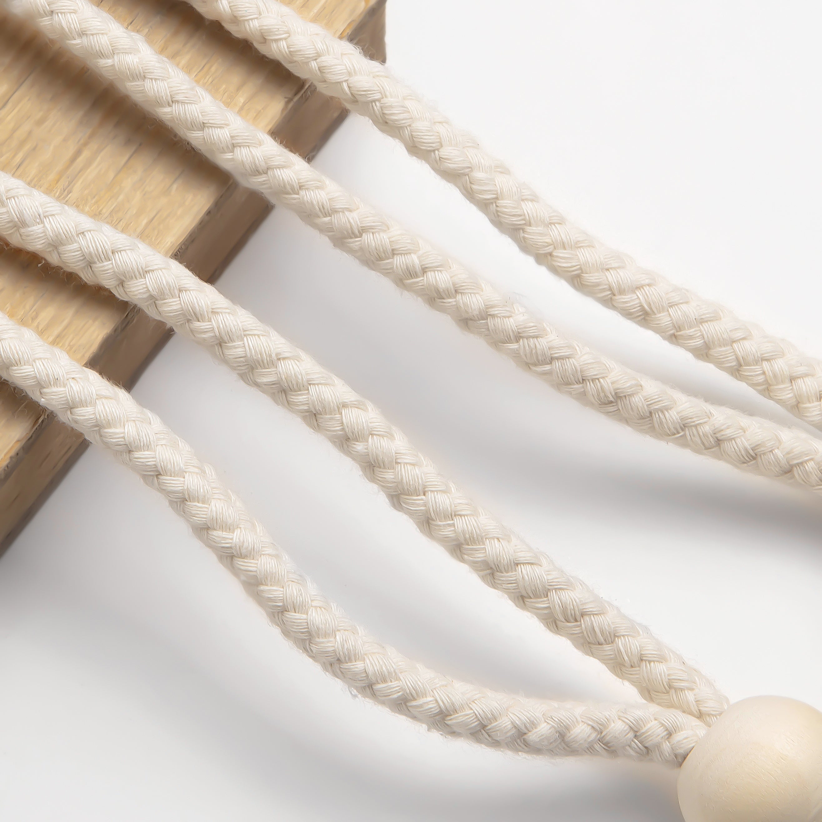 Set of 2 Magnetic Curtain Tiebacks Silk Rope Holdbacks for Living Room and Bedroom