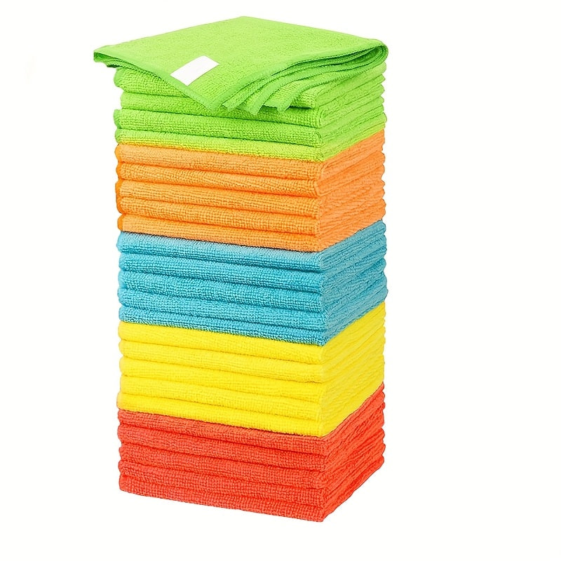 Yumshoq va namni yaxshi so'radigan mikroto'qima tozalash matosi, pillalanmaydigan chiziqlarga ega, avtomobillar, uylar, oshxonalar va derazalarni tozalash uchun mukammal. O'lchami: 30.48 sm x 30.48 sm.