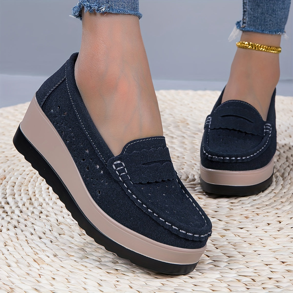 Women's Wedge Loafers Breathable Round Toe Slip-On Casual Shoes