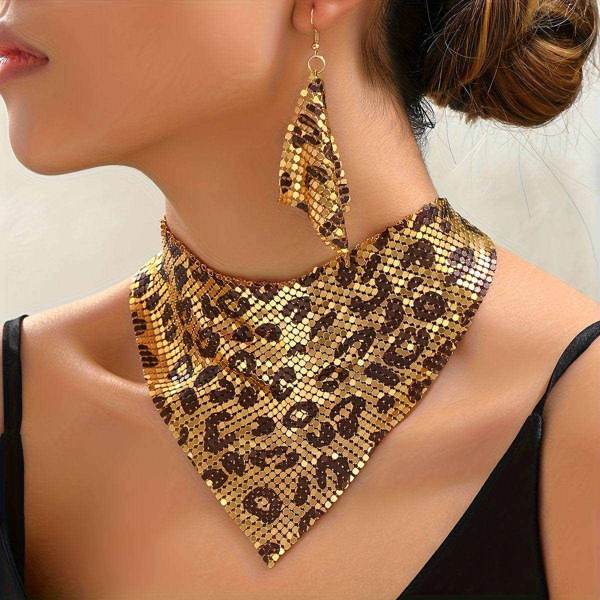 Leopard Print Gold Plated Jewelry Set with Choker Necklace and Earrings