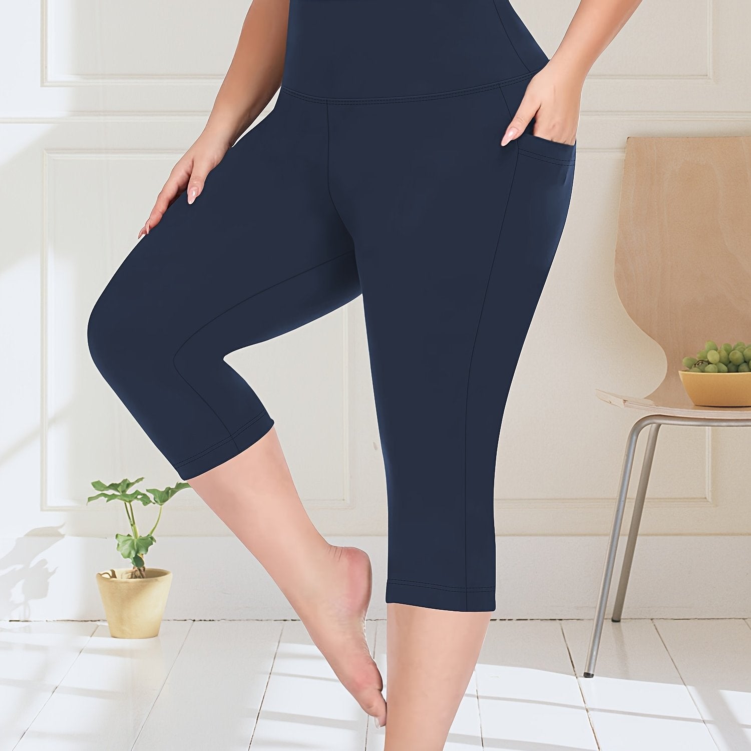 Women's Plus Size High-Waist Capri Leggings Stretchy Comfort Pockets