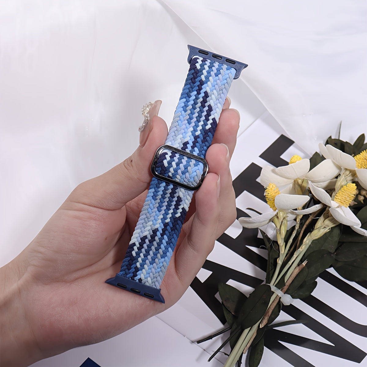 Breathable Nylon Apple Watch Band Pink with Golden Buckle for Series 1-9 SE Ultra