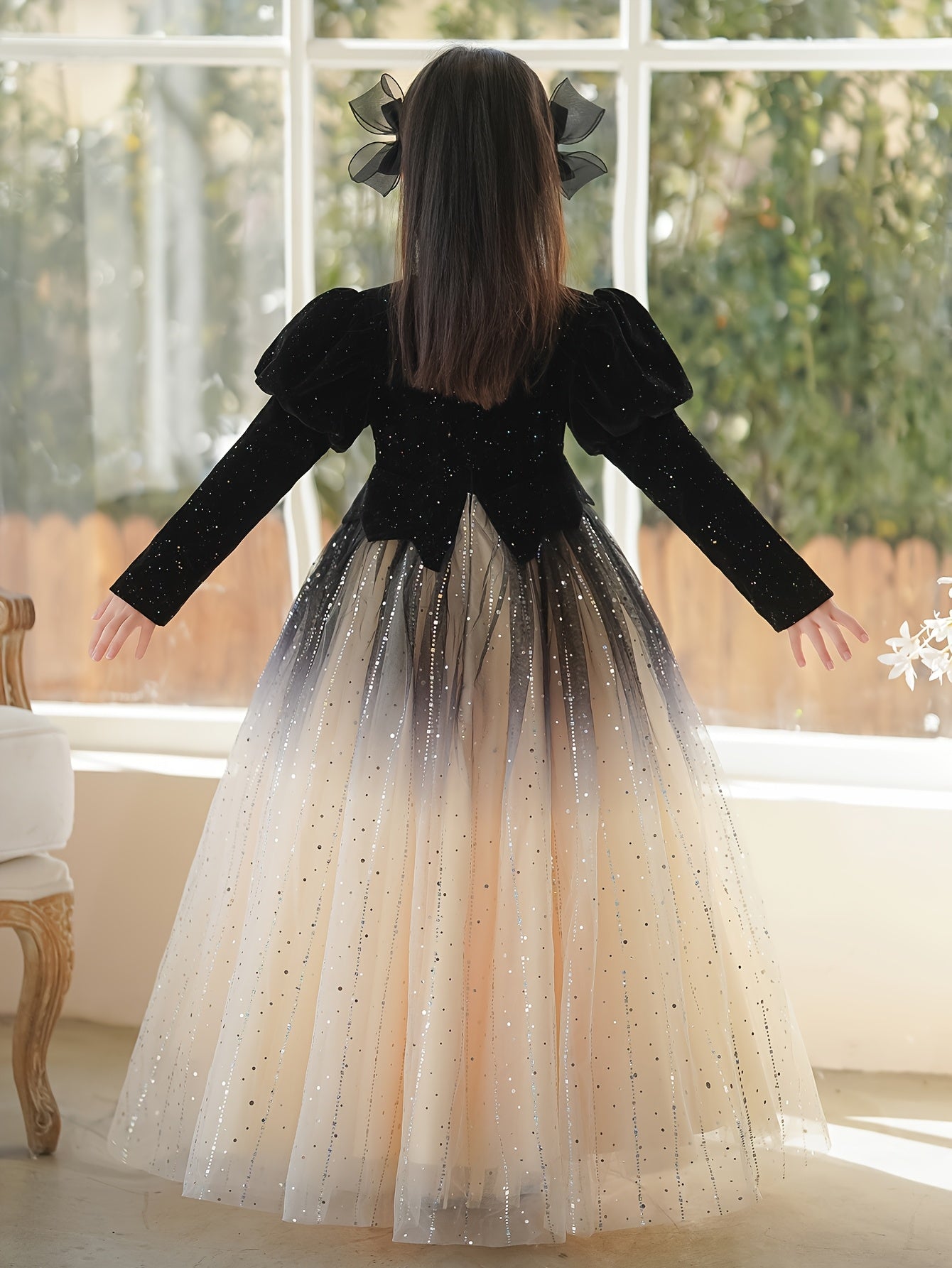 GULULU Qizlar uchun Uzun Yengli Malika Kiyimida qarama-qarshi payetlar, yumshoq bo'yin, 100% polyester, cho'zilmaydigan mato, qishki romantik uslub, oddiy moslik, bir xil rang, uzun kengaytirilgan pastki qismi, kamar yo'q.