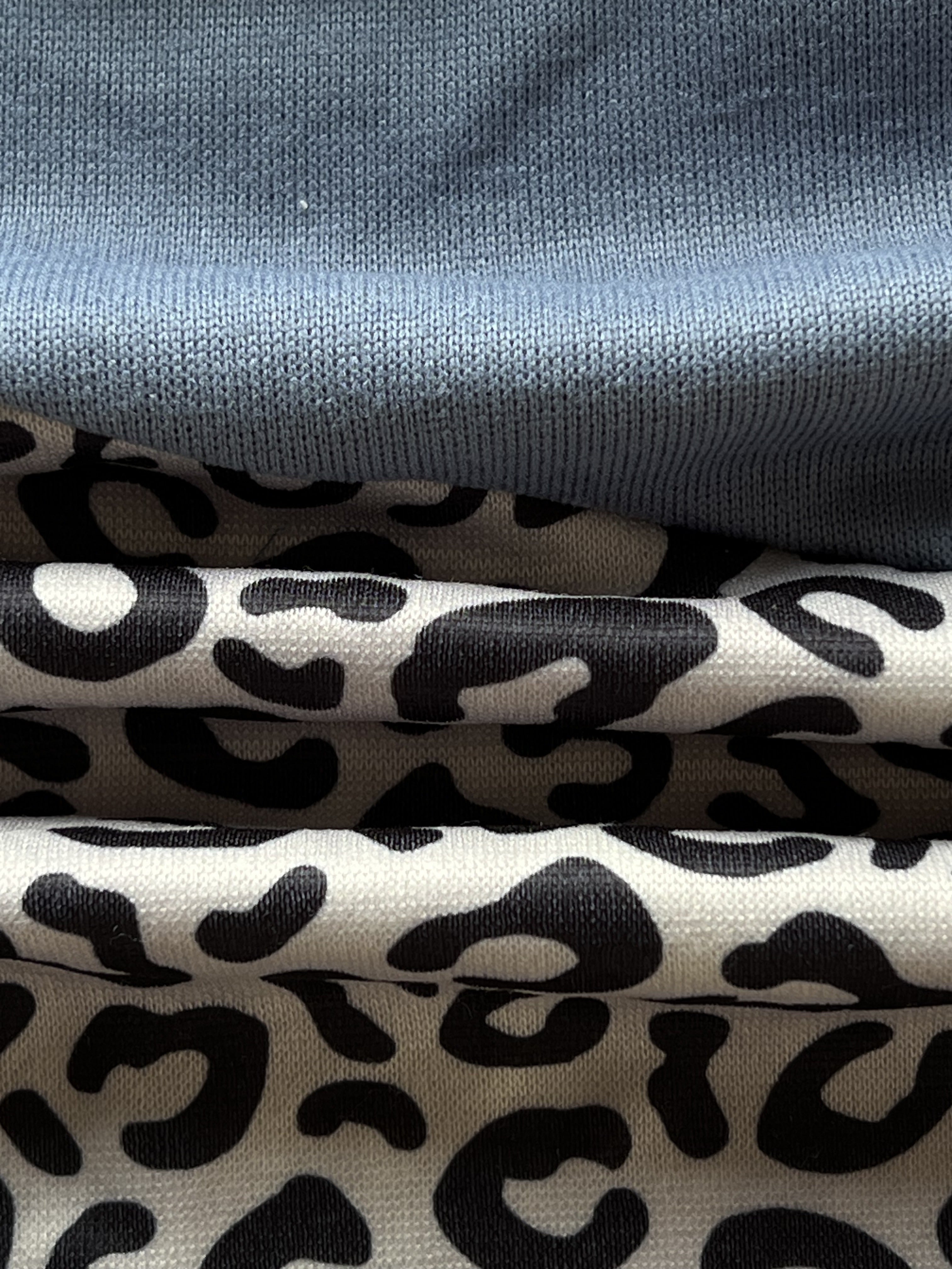 Plus Size Women's Colorblock Leopard Print Hoodie Long Sleeve Sweatshirt